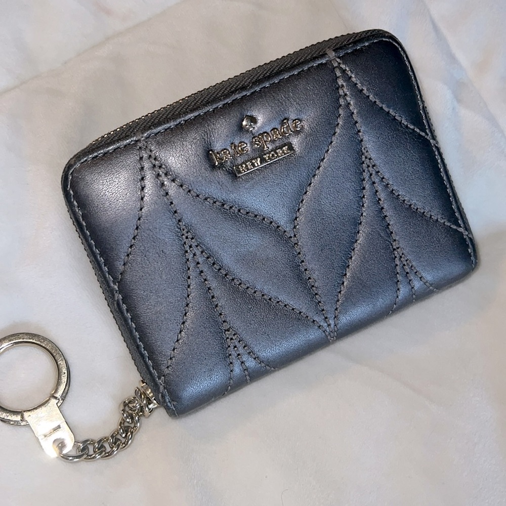 Kate Spade GUC Small Zip Around Wallet